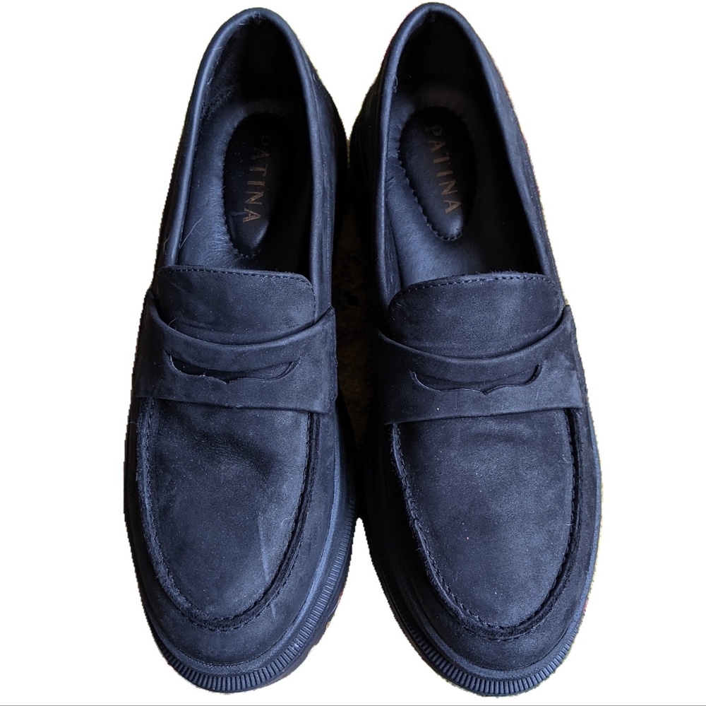 Portland Leather Goods Patina black geniune leather loafers